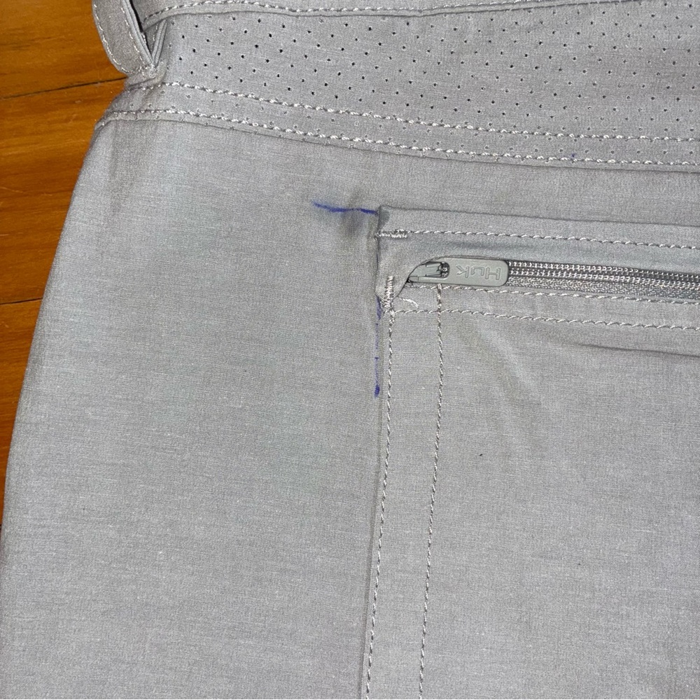 Huk Shorts Mens XL Gray Fishing Chino Performance Cargo 10" Inseam Outdoor - Picture 7 of 9